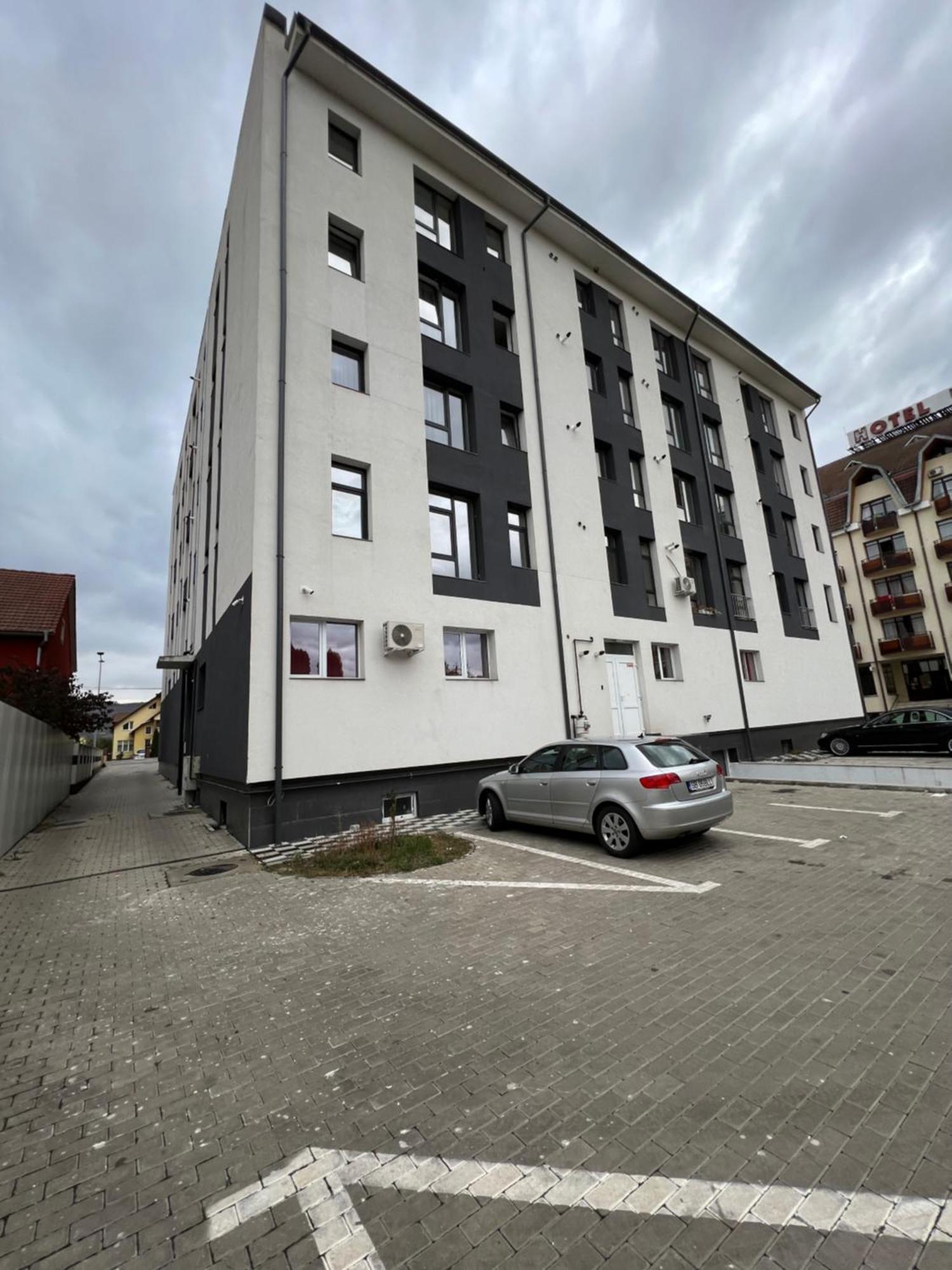 Eightapartament Bistrita  Exterior photo